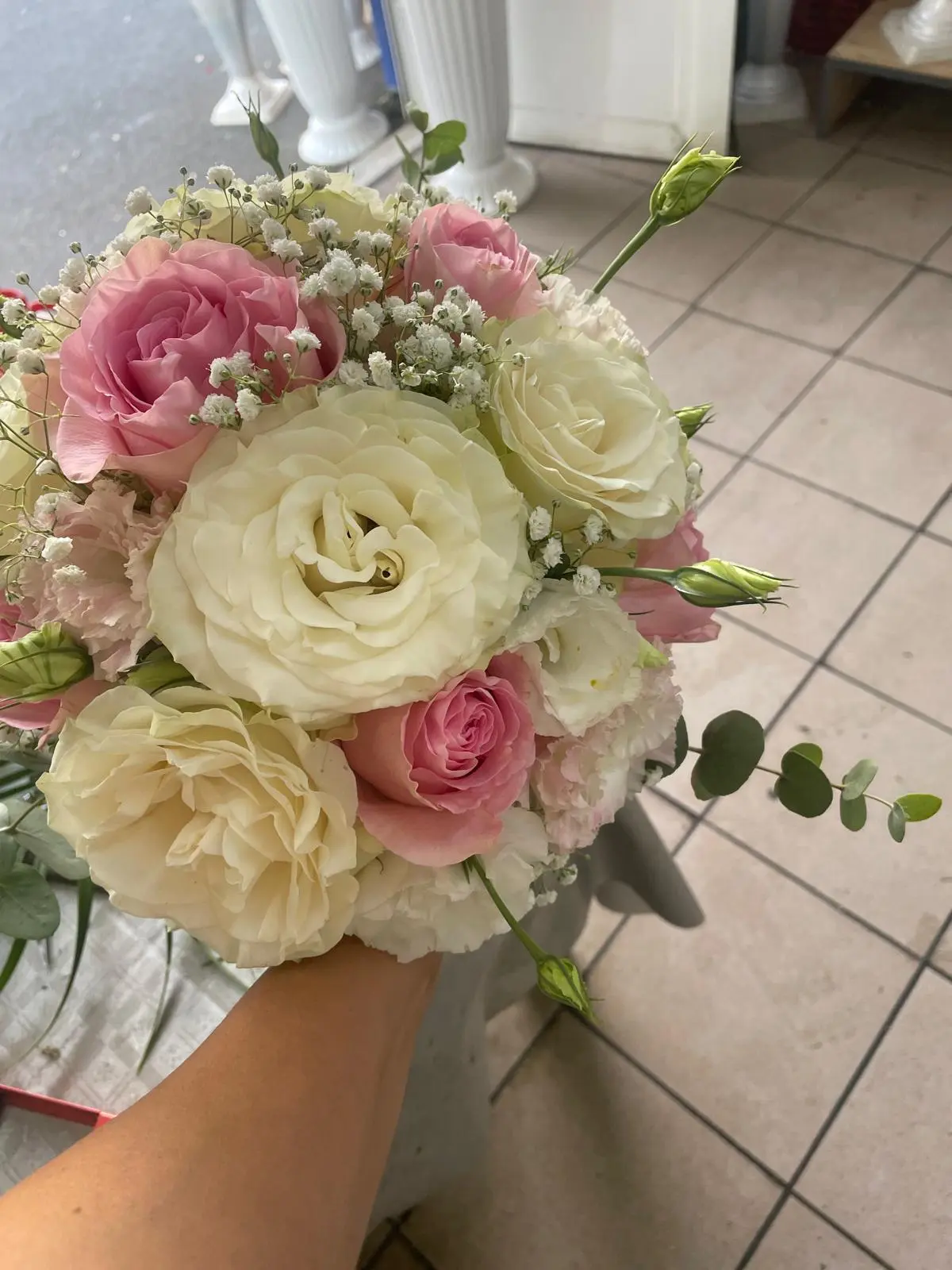 Buchet de mireasă 1 - Buchet cu flori în tonuri pastel, pentru o notă de rafinament