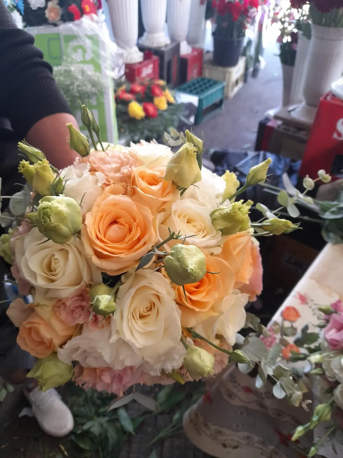 Buchet de mireasă 5 - Buchet cu flori în tonuri pastel, pentru o notă de rafinament