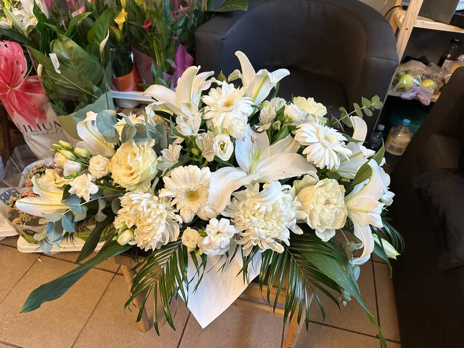 Buchete Florale 10 - Buchet cu design modern, pentru gusturi rafinate